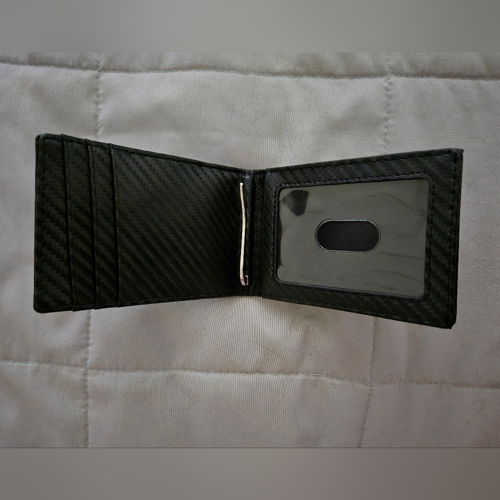 Bifold wallet